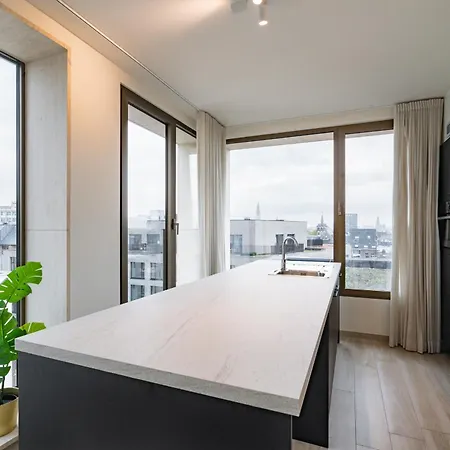 Opera In The Center Of Apartment *