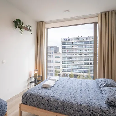 Opera In The Center Of Apartment *